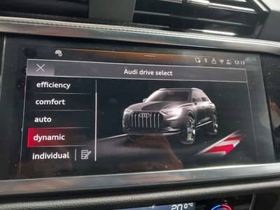 Audi Q3 35 TFSI S LINE PANO OPTIK-PAKET — slika 8