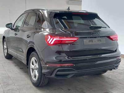Audi Q3 35 TFSI S LINE PANO OPTIK-PAKET — slika 12