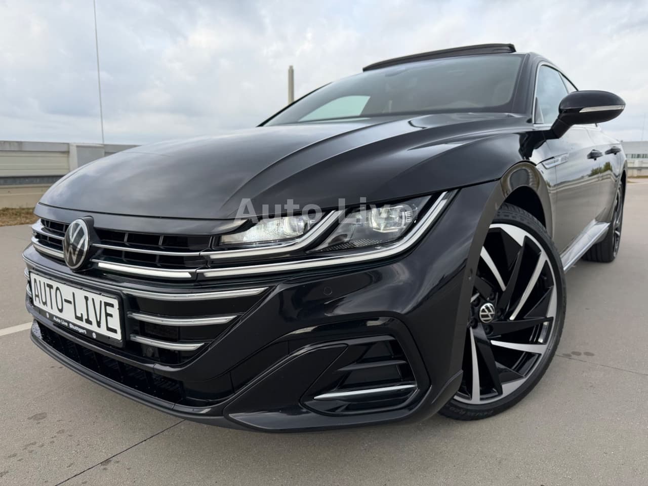 Volkswagen Arteon 2.0 TDI*DSG*4M*R LINE*PAN*IQ*VIRT*AHK*VOL — slika 1