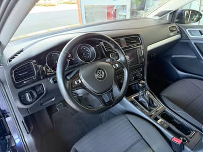 Volkswagen Golf VII 1.6 TDI Cup BMT PANO STANDHEIZUNG KAMER — slika 4
