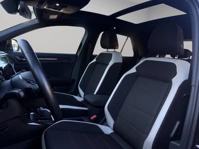 Volkswagen T-Roc Sport 4M*Pano*Virtual*ACC*DCC*AHK*Beats* — slika 9