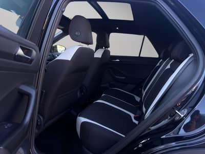 Volkswagen T-Roc Sport 4M*Pano*Virtual*ACC*DCC*AHK*Beats* — slika 11