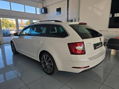 Skoda OCTAVIA COMBI L&K 2.0 TDI"LED"KAMER"TEMP"DIGITAL — slika 6
