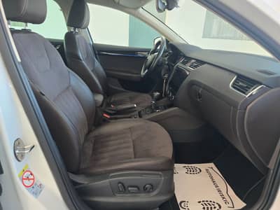 Skoda OCTAVIA COMBI L&K 2.0 TDI"LED"KAMER"TEMP"DIGITAL — slika 15