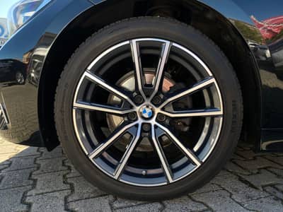 BMW 320 i Touring Luxury Line LED/PDC/AHK/Assistenz — slika 19