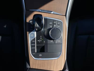 BMW 320 i Touring Luxury Line LED/PDC/AHK/Assistenz — slika 9