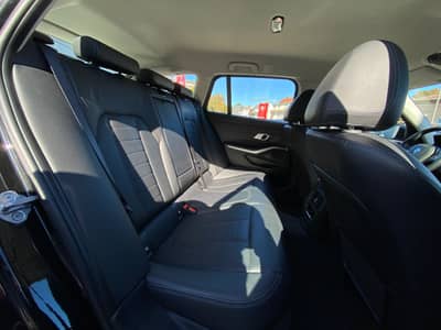 BMW 320 i Touring Luxury Line LED/PDC/AHK/Assistenz — slika 13