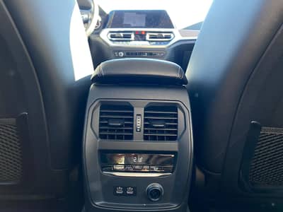 BMW 320 i Touring Luxury Line LED/PDC/AHK/Assistenz — slika 15