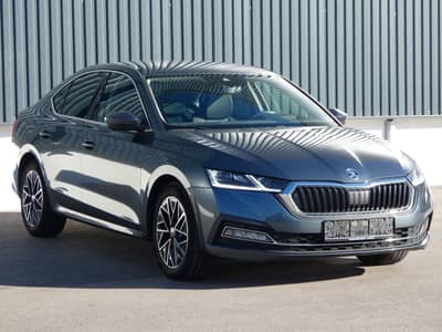Skoda Octavia 2.0 TDI DSG Virtual Matrix STHZ HUD HiFi — slika 27