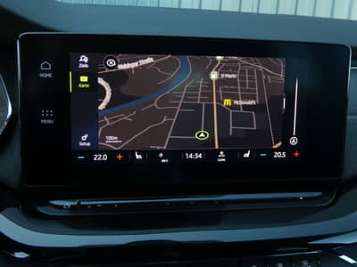 Skoda Octavia 2.0 TDI DSG Virtual Matrix STHZ HUD HiFi — slika 8