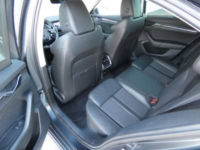 Skoda Octavia 2.0 TDI DSG Virtual Matrix STHZ HUD HiFi — slika 7