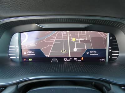 Skoda Octavia 2.0 TDI DSG Virtual Matrix STHZ HUD HiFi — slika 17