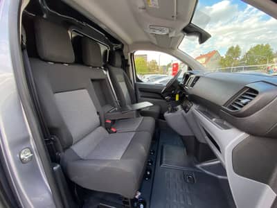 Citroën Jumpy Kasten Club XS CarPlay/Kamera/Tempomat/USB — slika 8