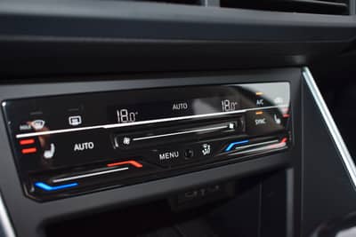 Volkswagen Polo VI Goal DSG/ACC/KLIMA/SHZ/CARPLAY/LED/NAVI — slika 21