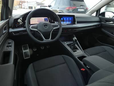 Volkswagen Golf 2.0 TDI Matrix-LED Navi Panorama Kamera ACC — slika 3