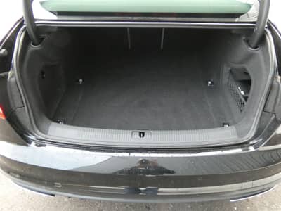 Audi A4 40 TDI S tronic Quattro LED Navi ACC 1-Hd 18" — slika 17