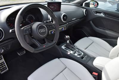 Audi RS3 Sportback 2.5 TFSI quattro Keyless /B&O/ — slika 8