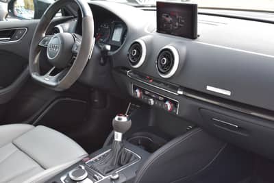 Audi RS3 Sportback 2.5 TFSI quattro Keyless /B&O/ — slika 15