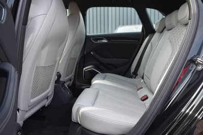 Audi RS3 Sportback 2.5 TFSI quattro Keyless /B&O/ — slika 28
