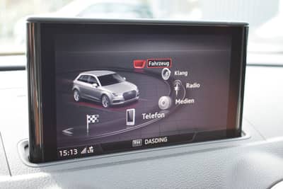Audi RS3 Sportback 2.5 TFSI quattro Keyless /B&O/ — slika 16