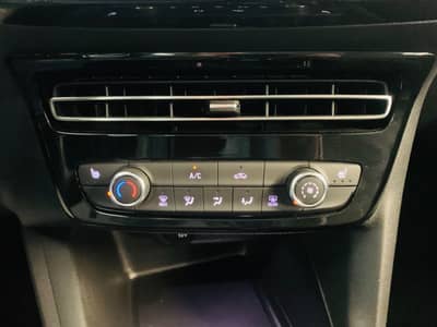 Opel Mokka Edition Aut°LED°SHZ°NAVI°KAM°1.Hd° — slika 16