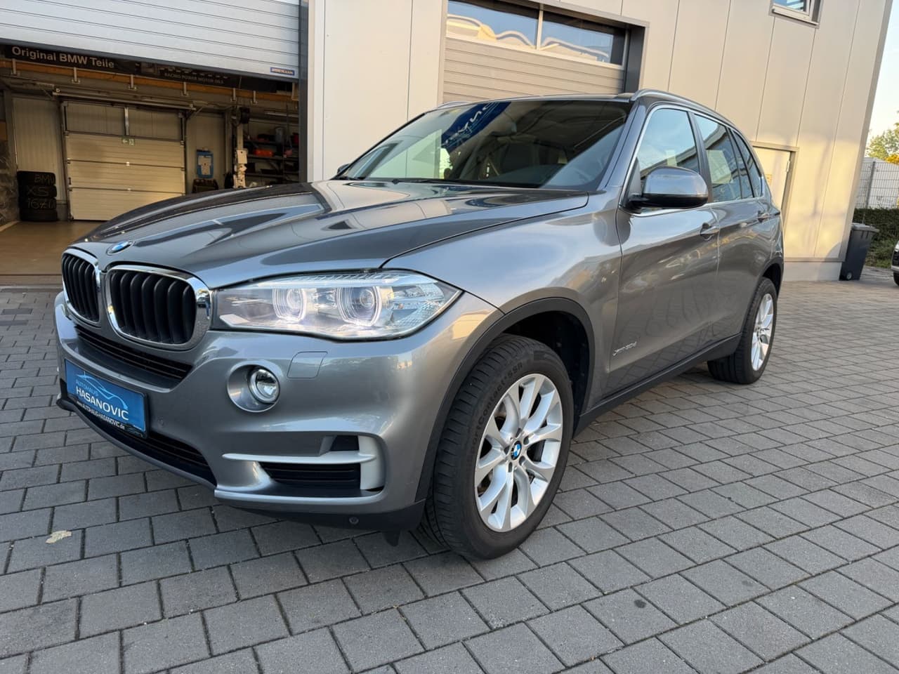 BMW X5 xDrive 30 d — slika 1