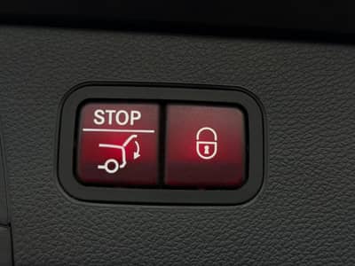 Mercedes-Benz GLC 43 AMG 4Matic Designo*Pano*360*Burmester*AHK — slika 20