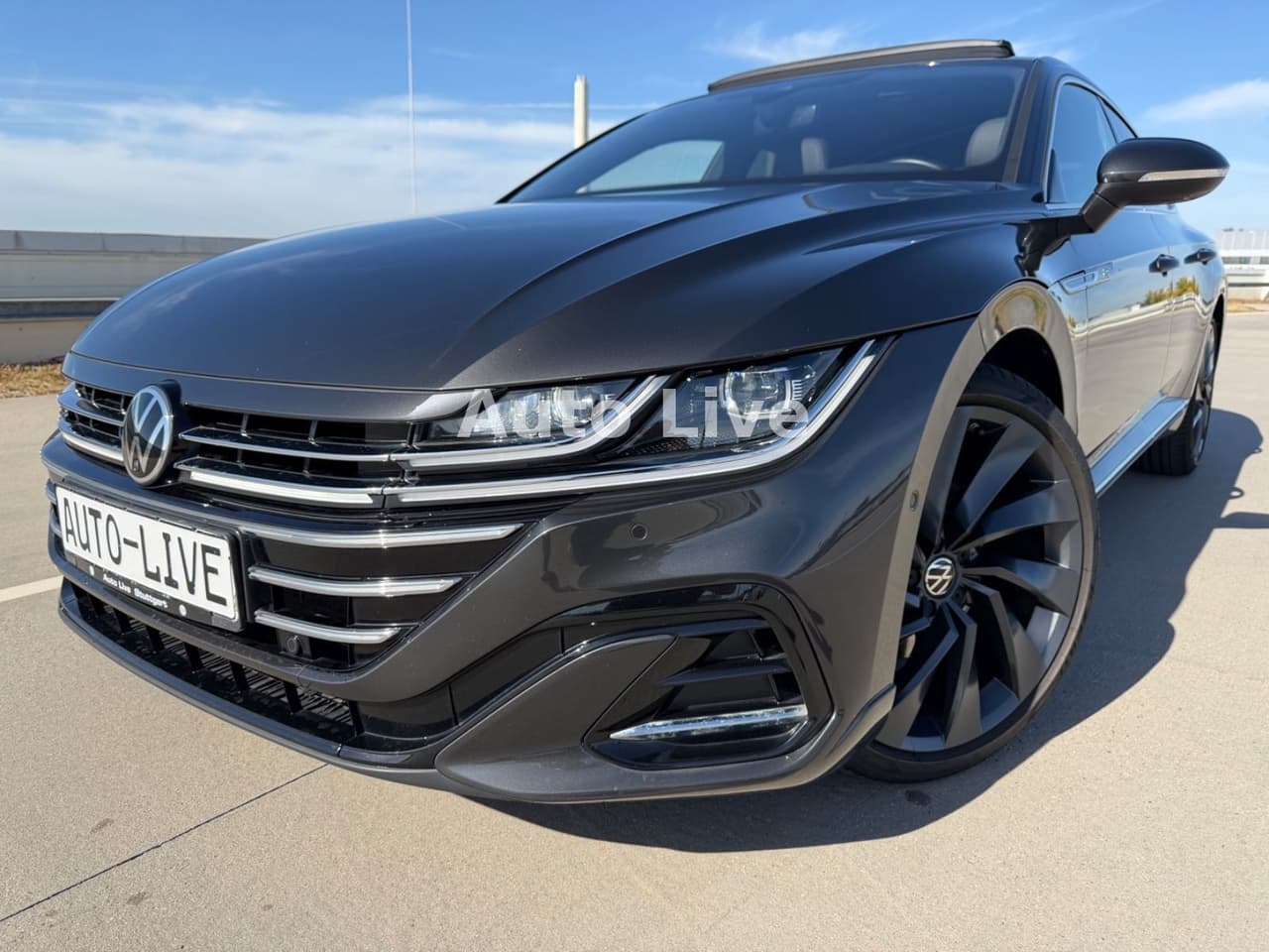 Volkswagen Arteon 2.0 TDI*DSG*4M*R LINE*PAN*IQ*VIRT*360*VOL — slika 1
