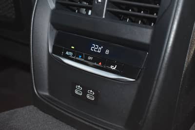 BMW 318d Touring SPORT-L/M-SPORT/SHADOW/LED/DAB/PDC — slika 31