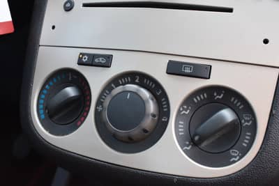 Opel Corsa D Edition KLIMA — slika 16