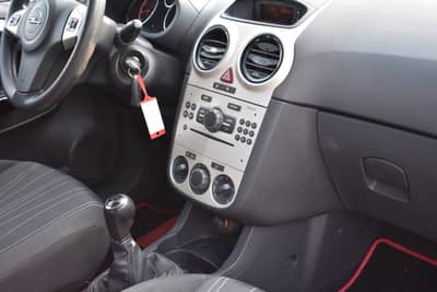 Opel Corsa D Edition KLIMA — slika 13