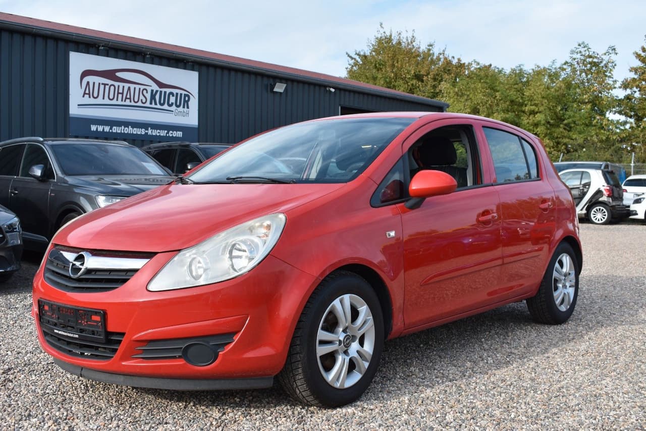 Opel Corsa D Edition KLIMA — slika 1