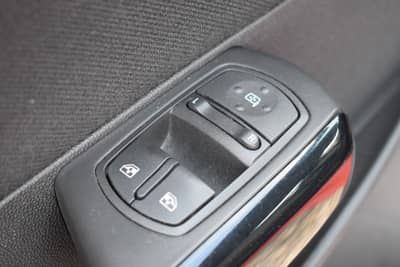 Opel Corsa D Edition KLIMA — slika 18
