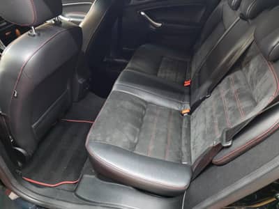 Ford Mondeo Turnier Titanium S Top Ausstatung — slika 11