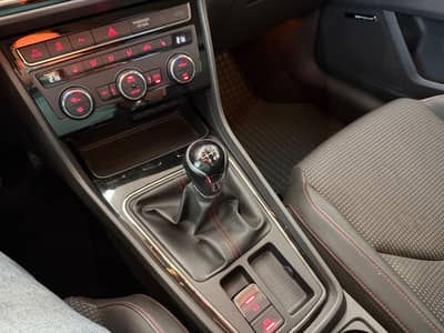 Seat Leon 2.0TDI Lim. FR-Line LED — slika 20