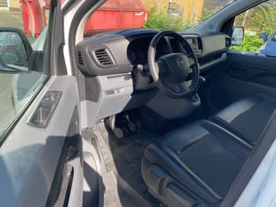 Opel Vivaro Kasten Edition M Tempo/PDC/Bluetooth/USB — slika 6
