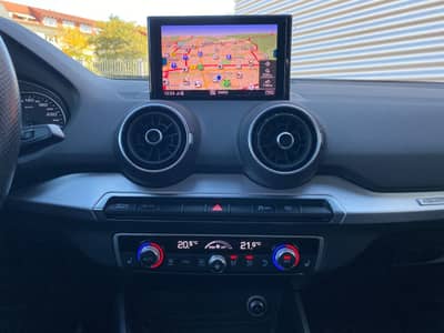 Audi Q2 quattro sport S-line S-tronic B&O/Nav/LED/PDC — slika 10