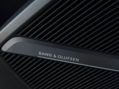 Audi Q5 quattro 2x S-Line*Pano*Virtual*Kamera*AHK*B&O — slika 19