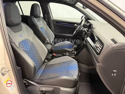 Volkswagen T-Roc R 2.0 TSI*4M*DSG*AKRAPOVIC*VIR*PANO*IQ LIG — slika 36
