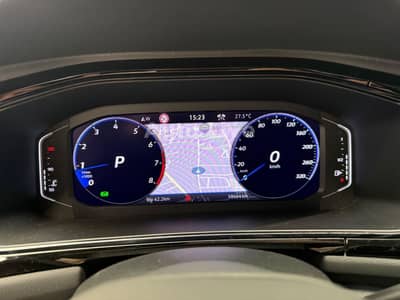 Volkswagen T-Roc R 2.0 TSI*4M*DSG*AKRAPOVIC*VIR*PANO*IQ LIG — slika 26