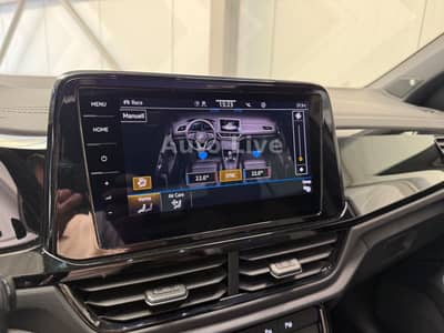 Volkswagen T-Roc R 2.0 TSI*4M*DSG*AKRAPOVIC*VIR*PANO*IQ LIG — slika 22
