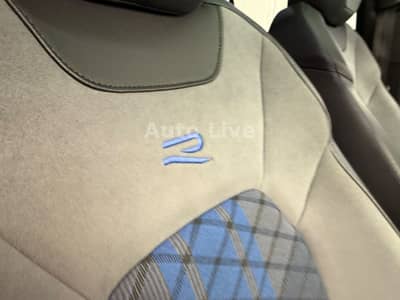 Volkswagen T-Roc R 2.0 TSI*4M*DSG*AKRAPOVIC*VIR*PANO*IQ LIG — slika 35