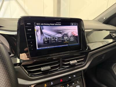 Volkswagen T-Roc R 2.0 TSI*4M*DSG*AKRAPOVIC*VIR*PANO*IQ LIG — slika 21
