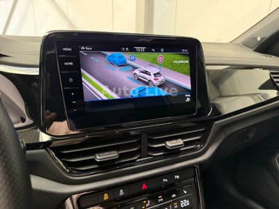 Volkswagen T-Roc R 2.0 TSI*4M*DSG*AKRAPOVIC*VIR*PANO*IQ LIG — slika 23