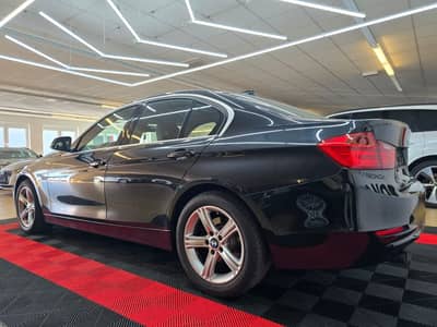BMW 316 3 Limousine 316 i*Leder*Schiebedach*Xenon* — slika 7