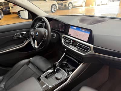 BMW 318 d Sport Line/Navi/LED/Leder/Virtual/TOP — slika 14