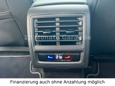 Volkswagen Golf VIII Lim. 2,0 R-Line Sportpaket Top Zustand — slika 28