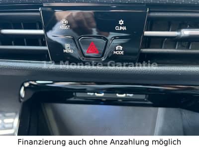 Volkswagen Golf VIII Lim. 2,0 R-Line Sportpaket Top Zustand — slika 26
