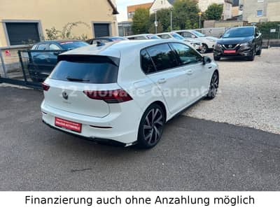 Volkswagen Golf VIII Lim. 2,0 R-Line Sportpaket Top Zustand — slika 8
