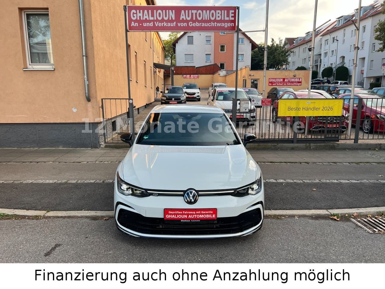 Volkswagen Golf VIII Lim. 2,0 R-Line Sportpaket Top Zustand — slika 1